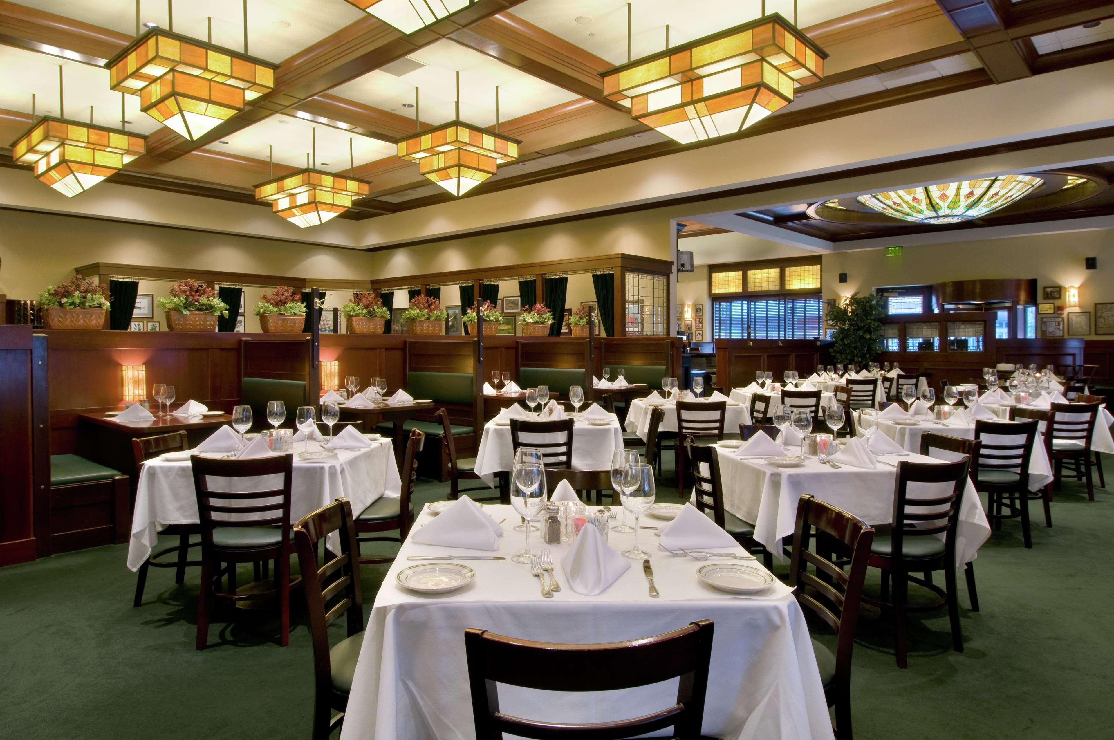 Hilton Indianapolis Hotel & Suites Restaurant foto